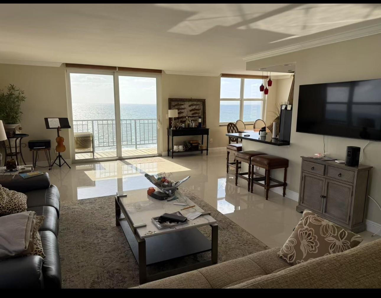 OXFORD TOWERS CONDO - Residential