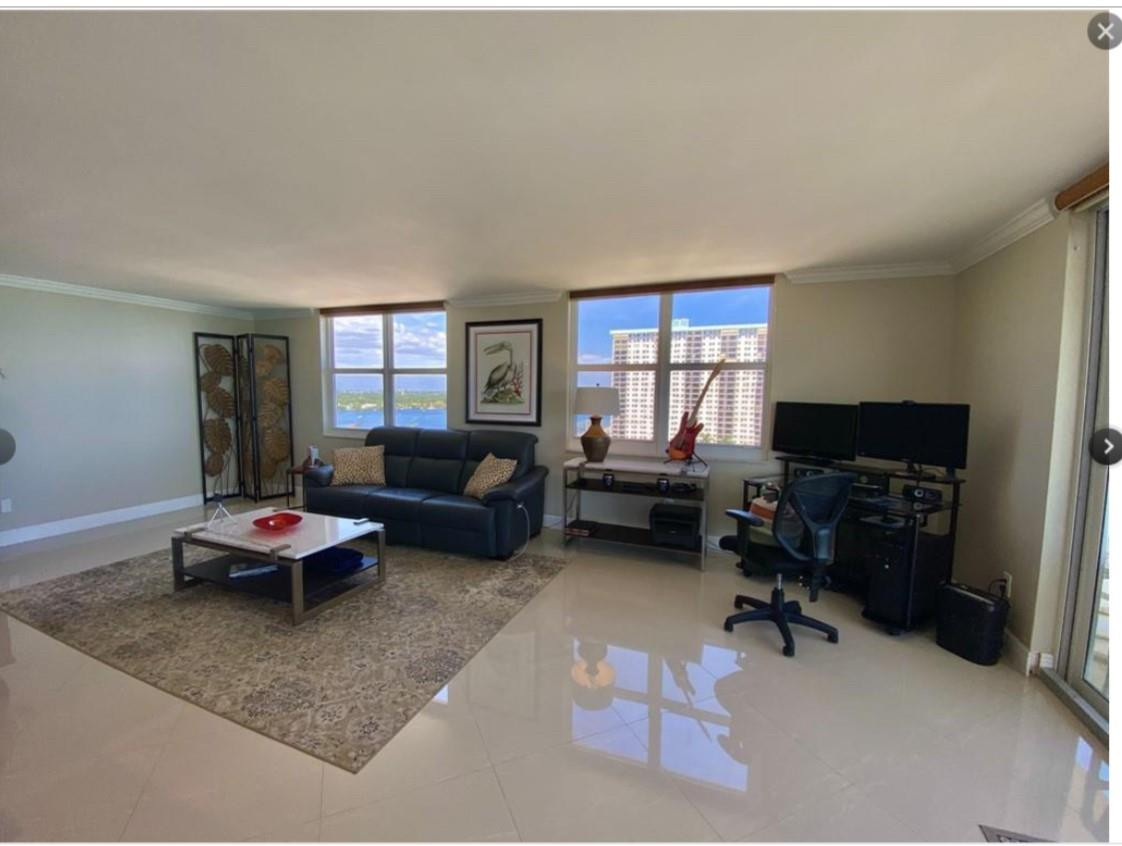 OXFORD TOWERS CONDO - Residential