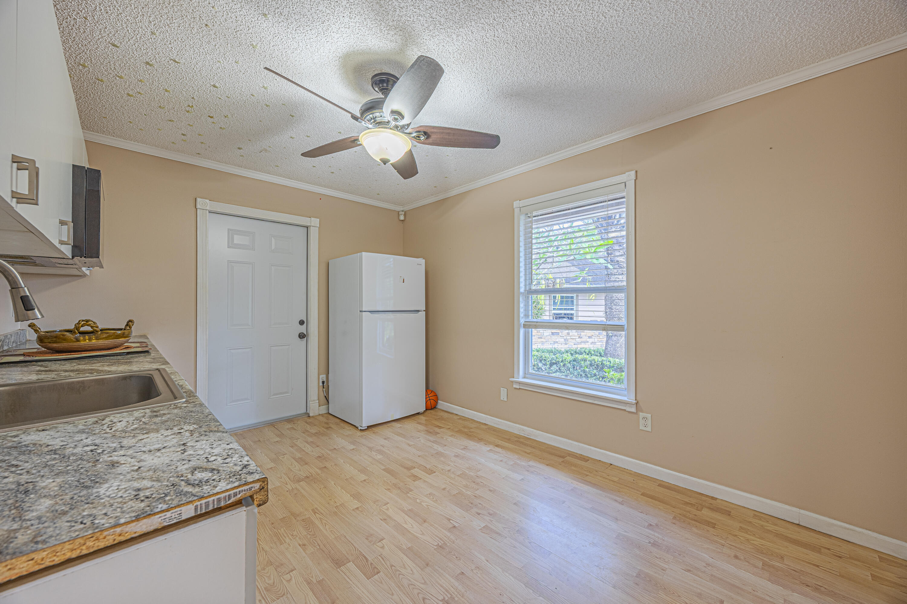 Acreage - Residential