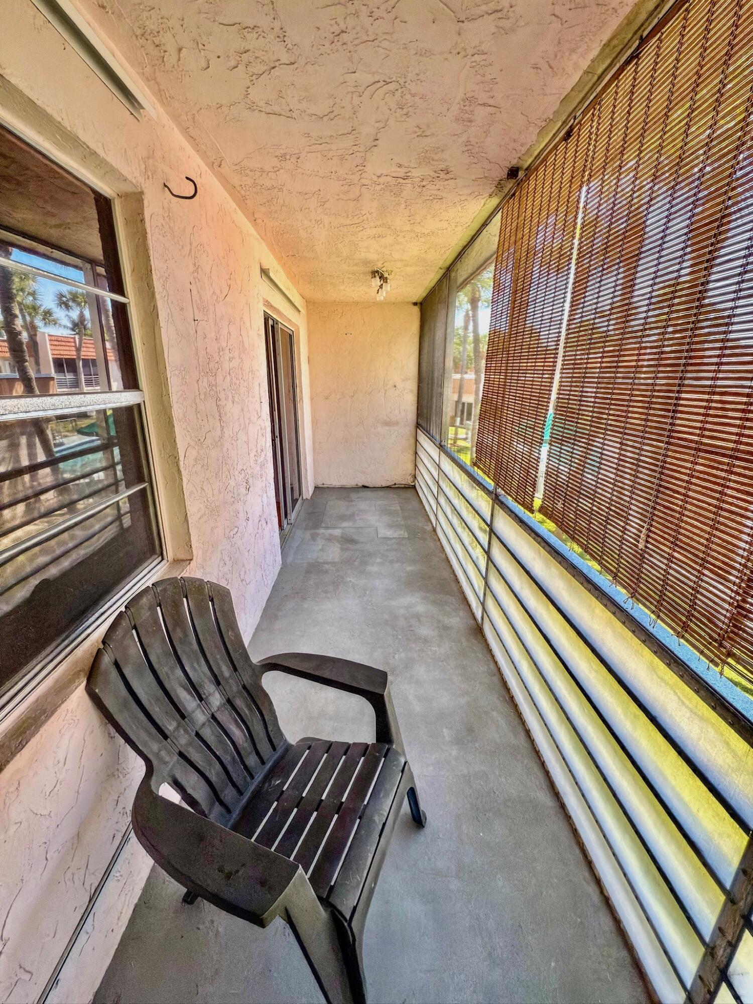 COUNTRYSIDE CONDO - Residential Lease