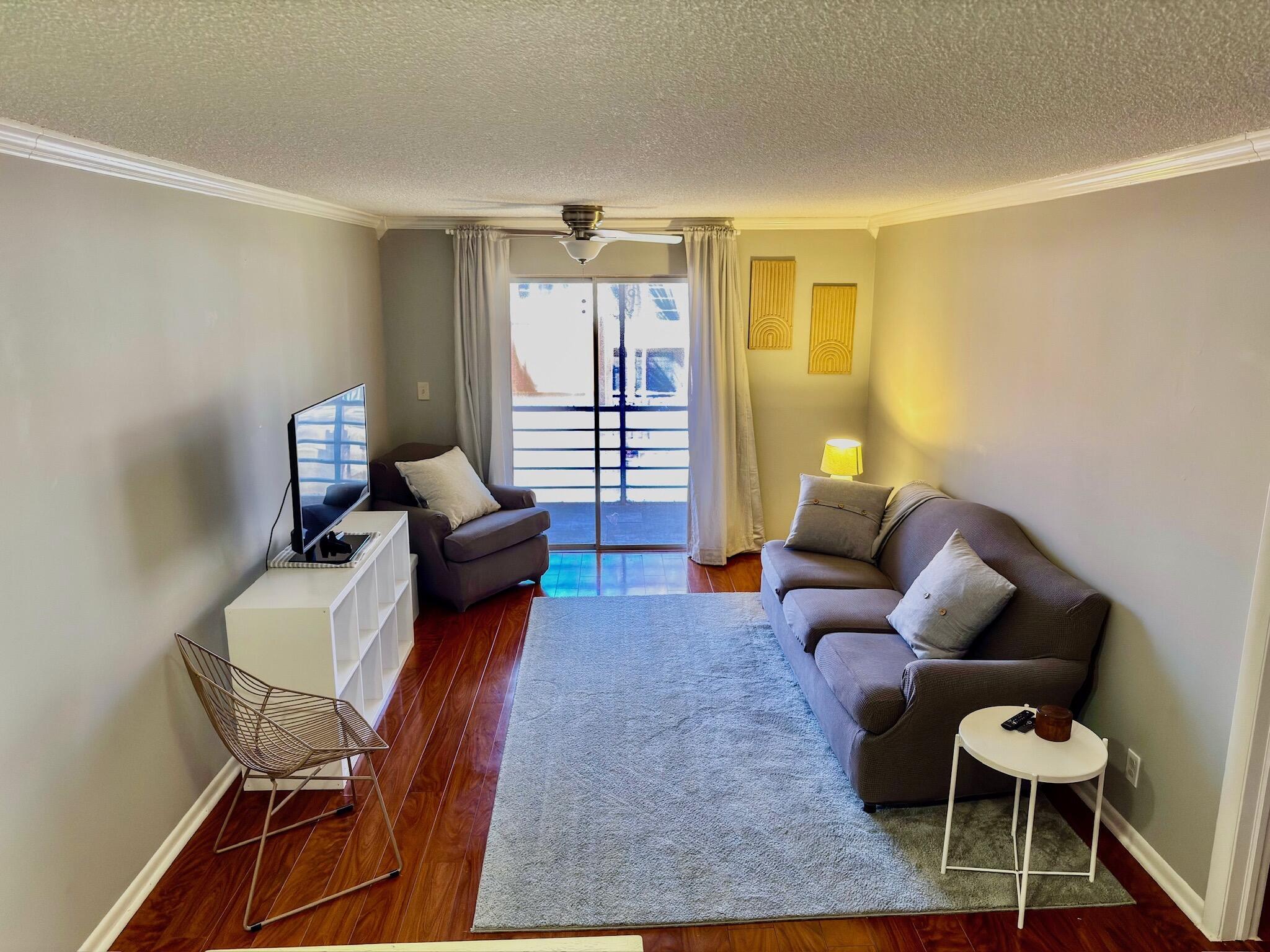COUNTRYSIDE CONDO - Residential Lease