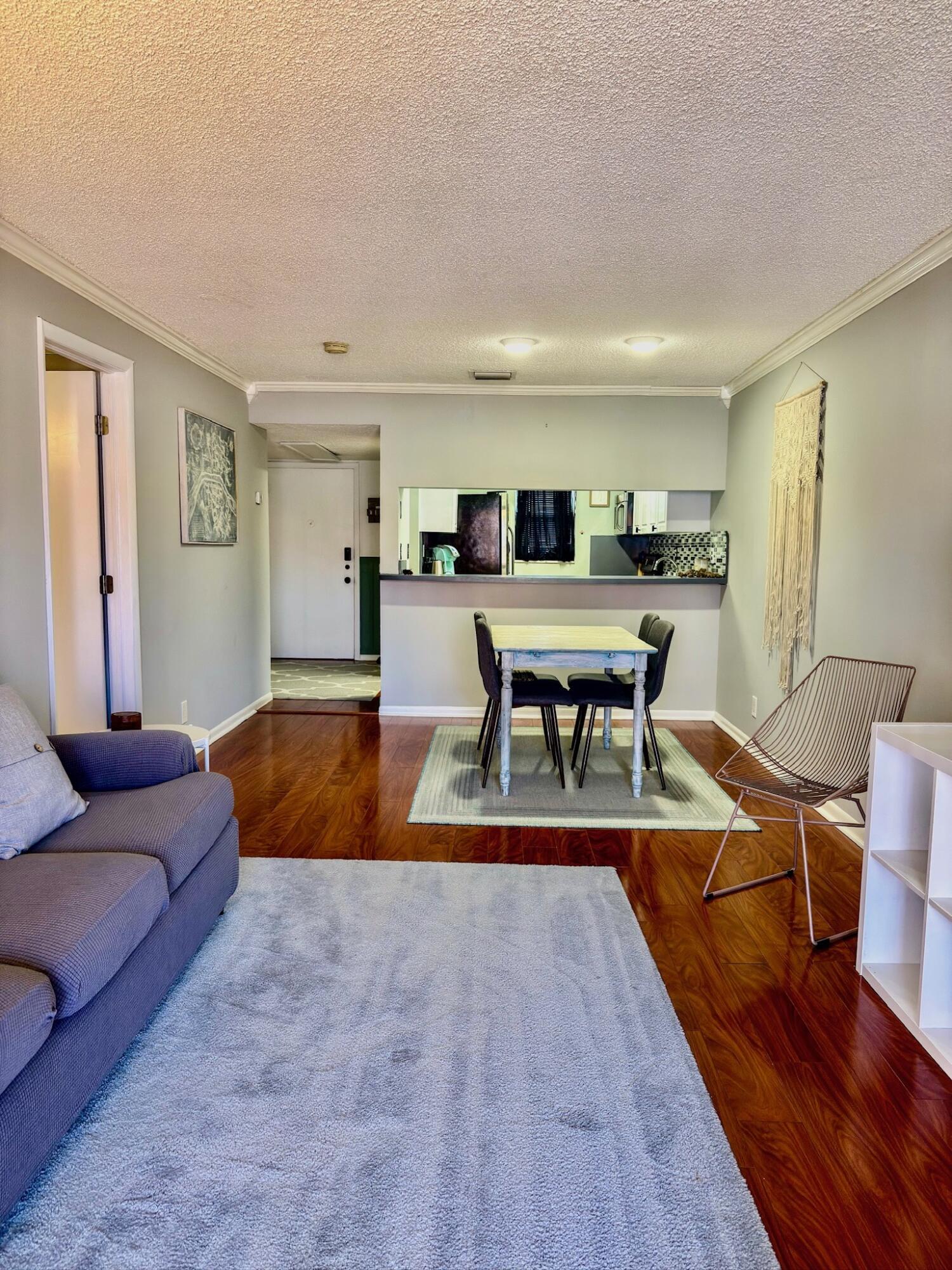 COUNTRYSIDE CONDO - Residential Lease