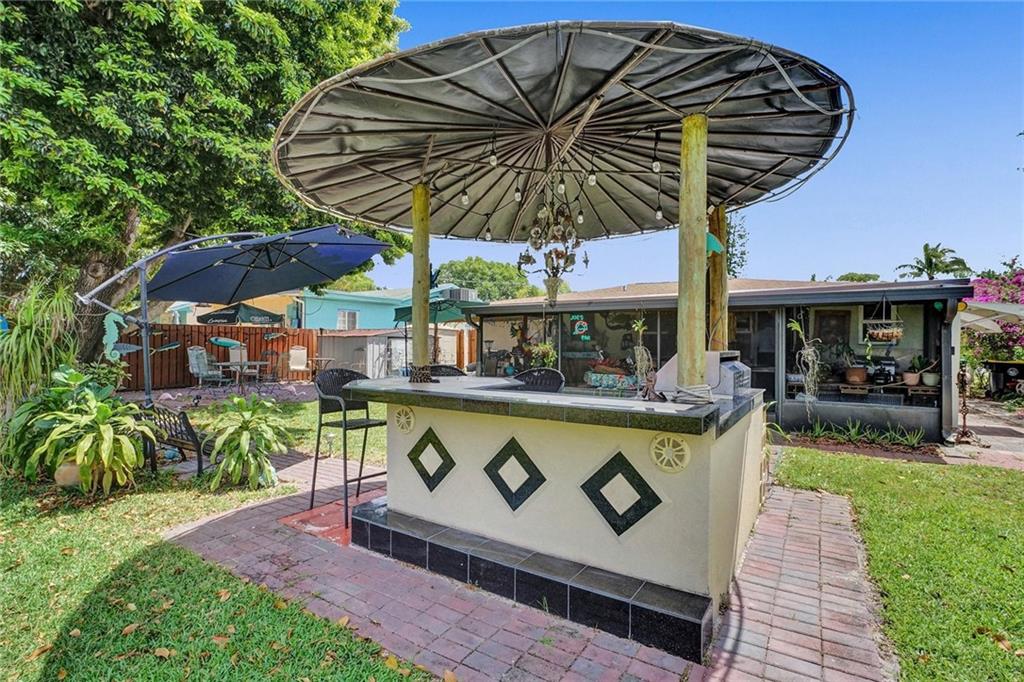 North Hollywood 4-1 B - Residential