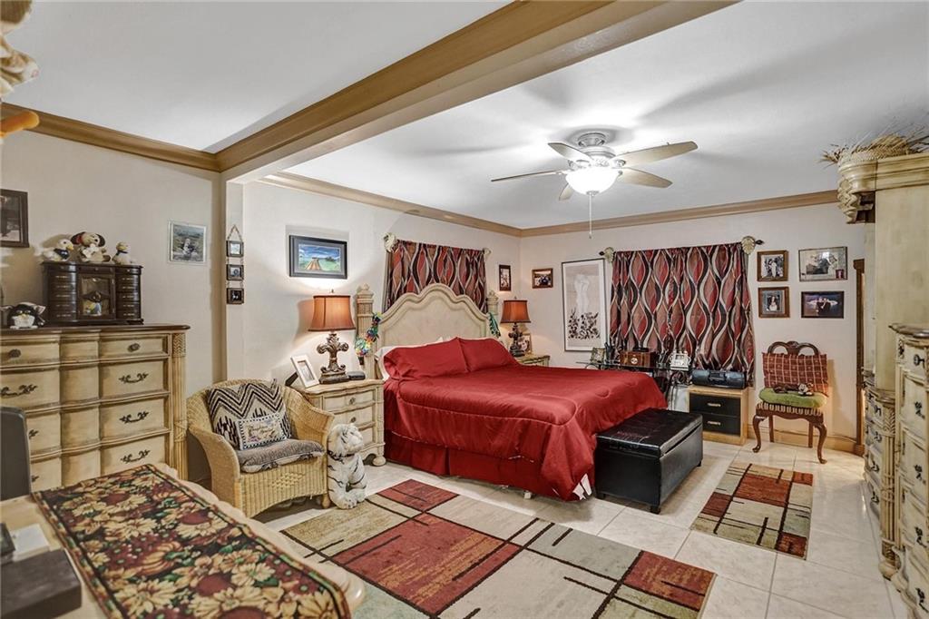 North Hollywood 4-1 B - Residential