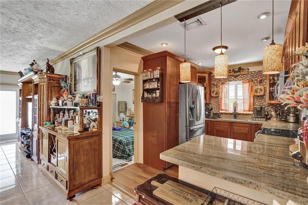 North Hollywood 4-1 B - Residential