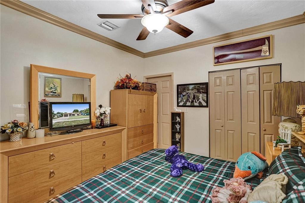 North Hollywood 4-1 B - Residential