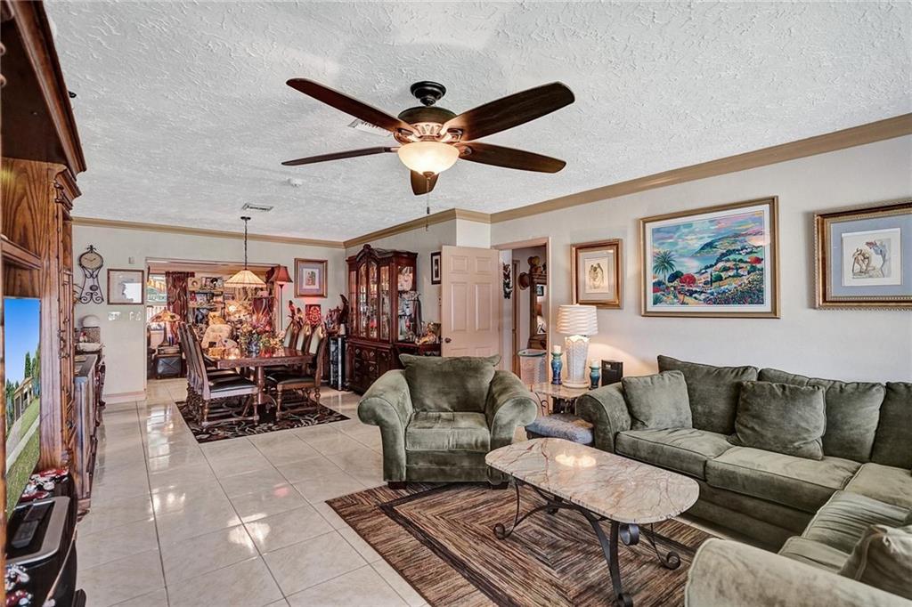 North Hollywood 4-1 B - Residential