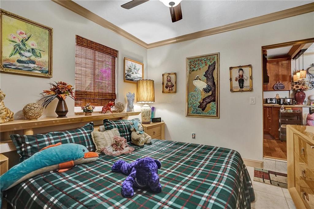 North Hollywood 4-1 B - Residential