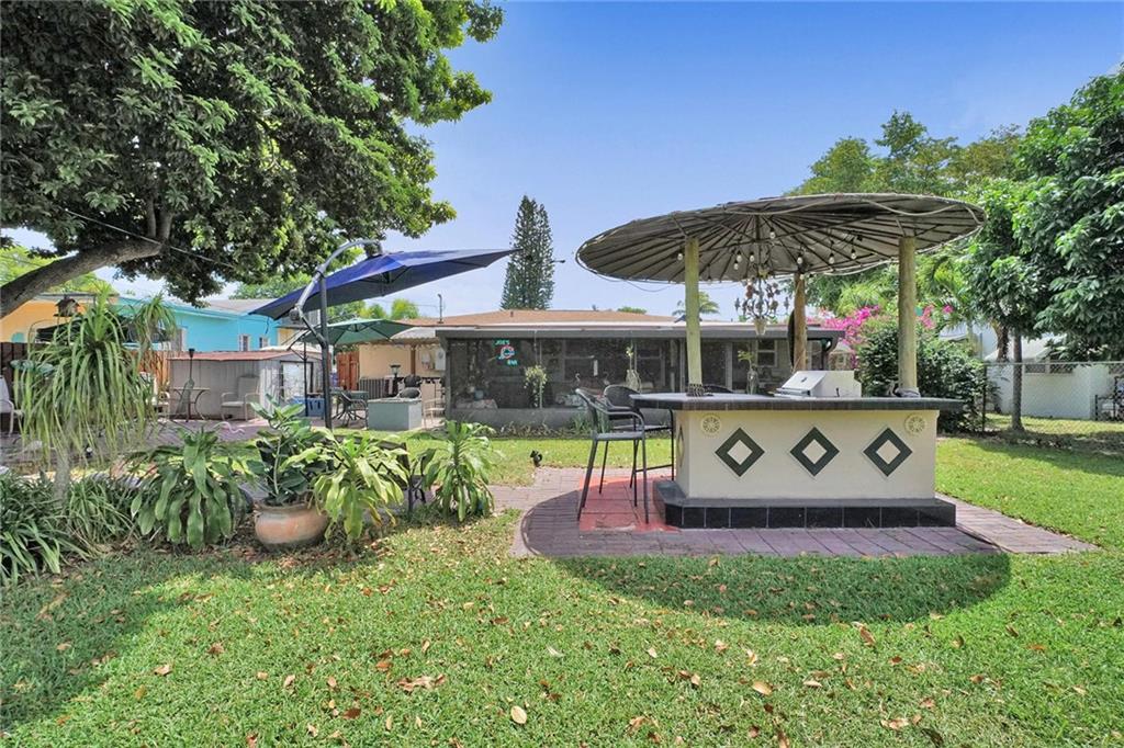 North Hollywood 4-1 B - Residential