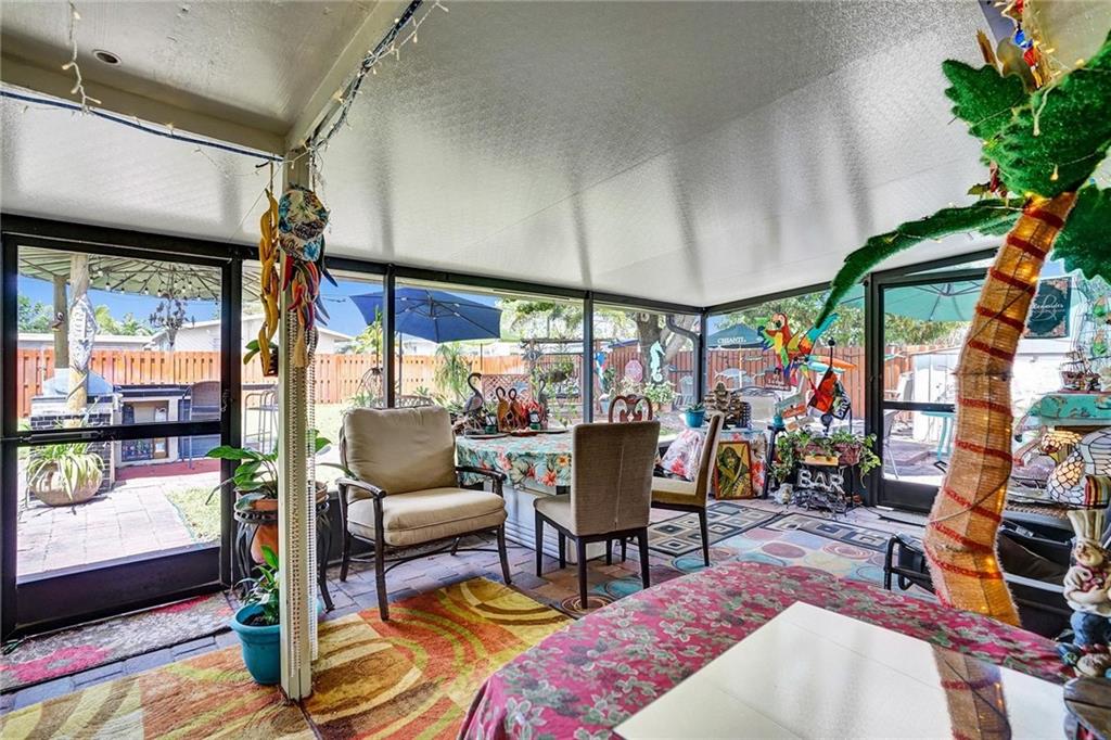 North Hollywood 4-1 B - Residential