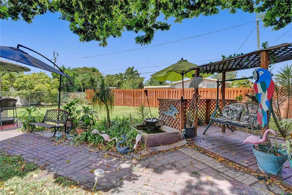 North Hollywood 4-1 B - Residential