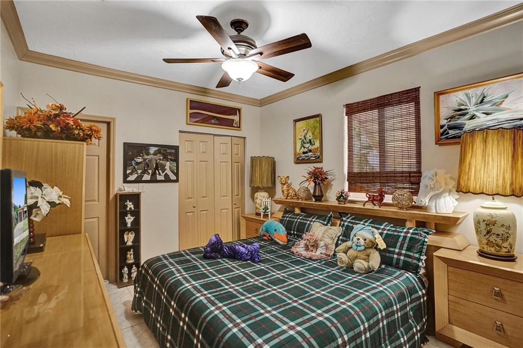 North Hollywood 4-1 B - Residential