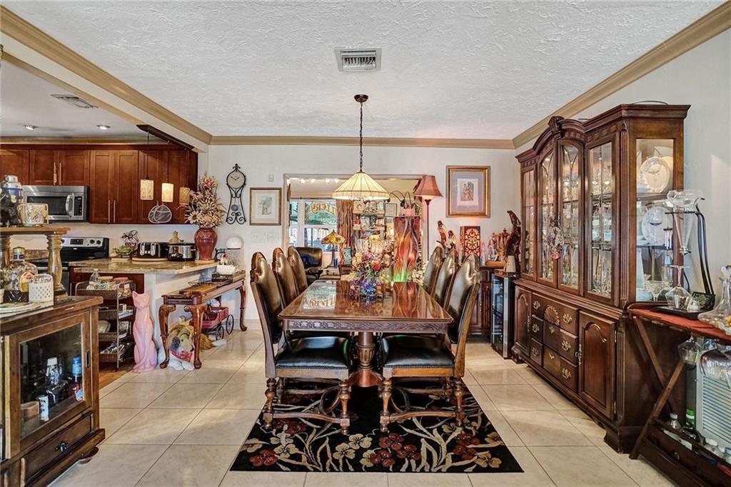 North Hollywood 4-1 B - Residential