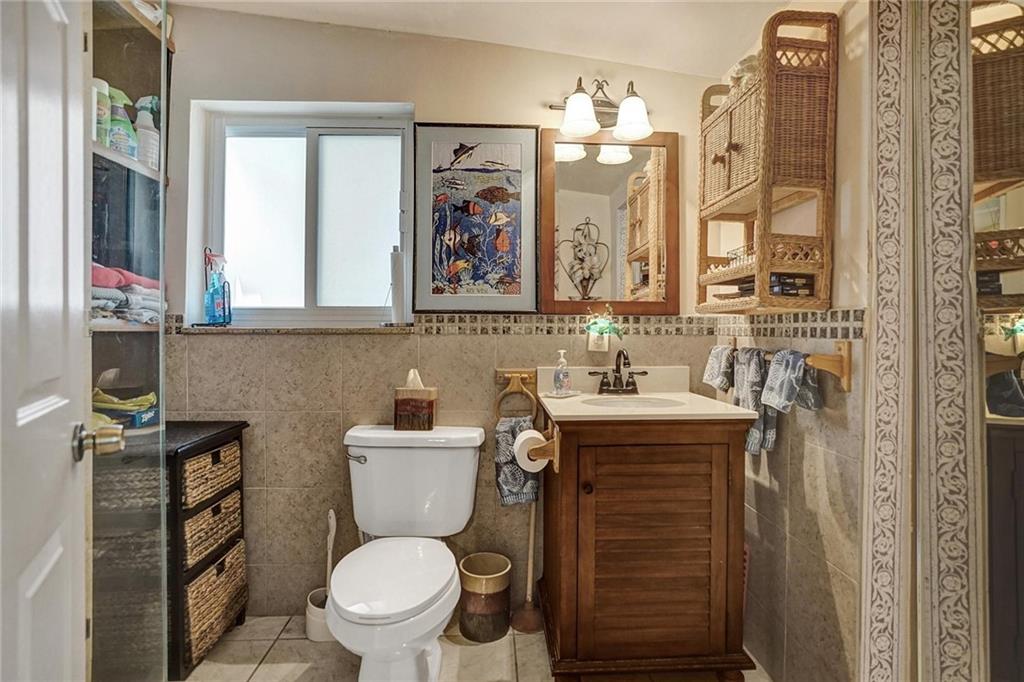 North Hollywood 4-1 B - Residential