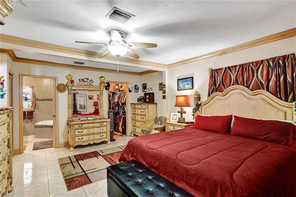 North Hollywood 4-1 B - Residential