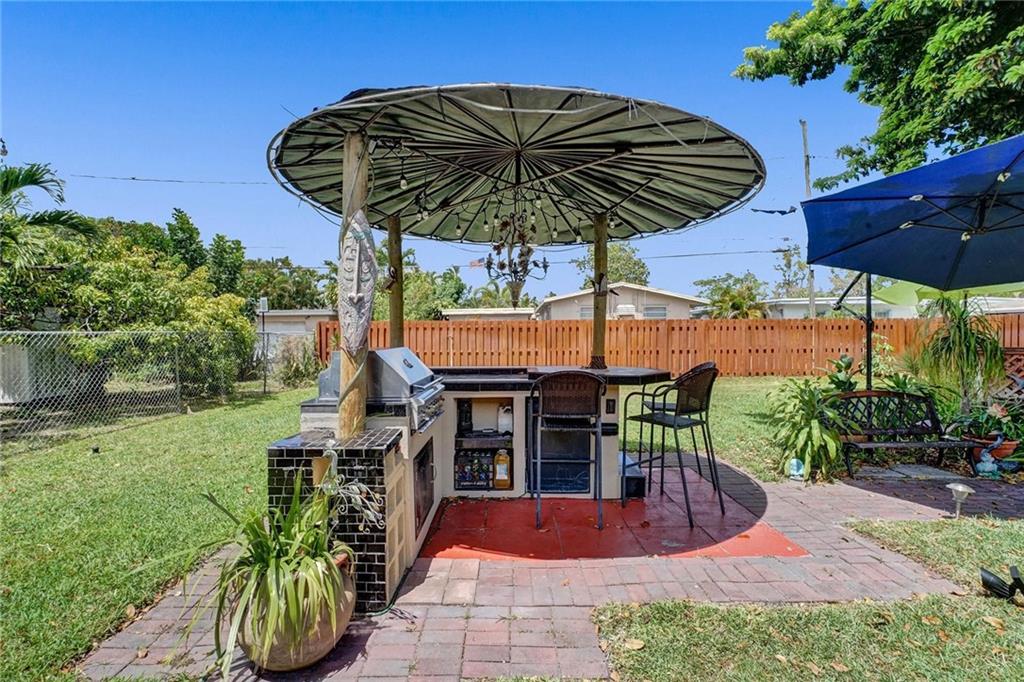 North Hollywood 4-1 B - Residential