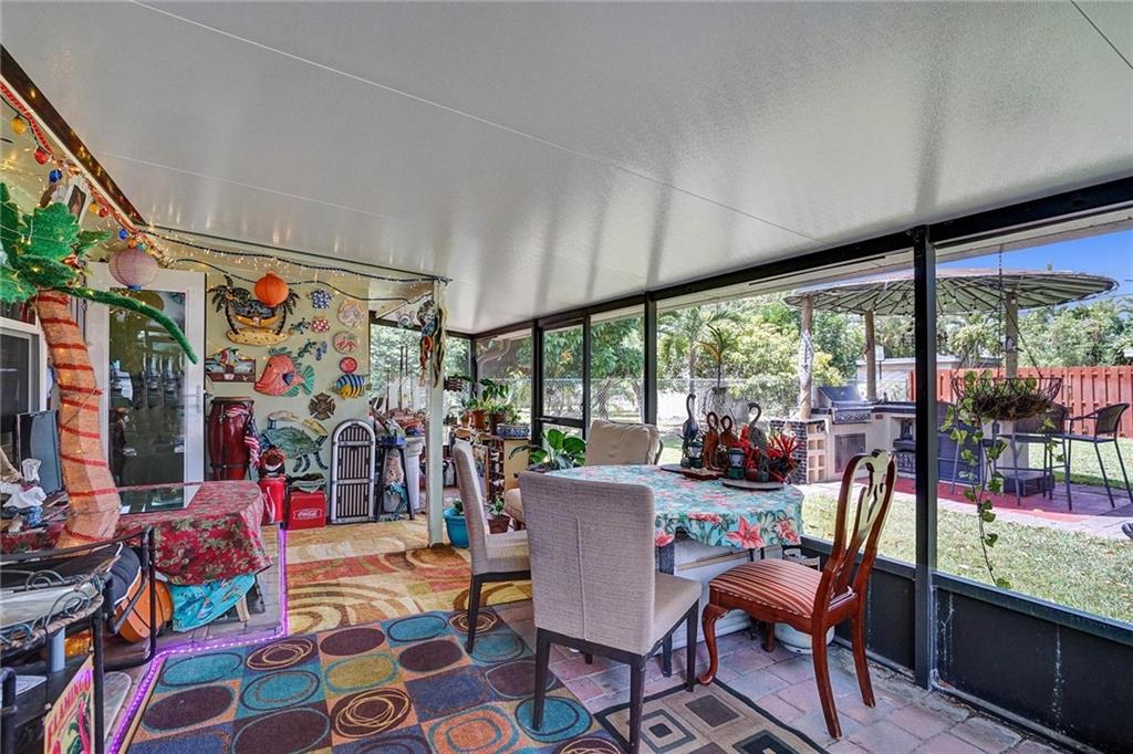 North Hollywood 4-1 B - Residential