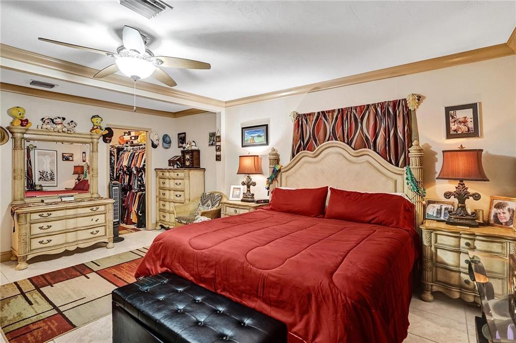 North Hollywood 4-1 B - Residential