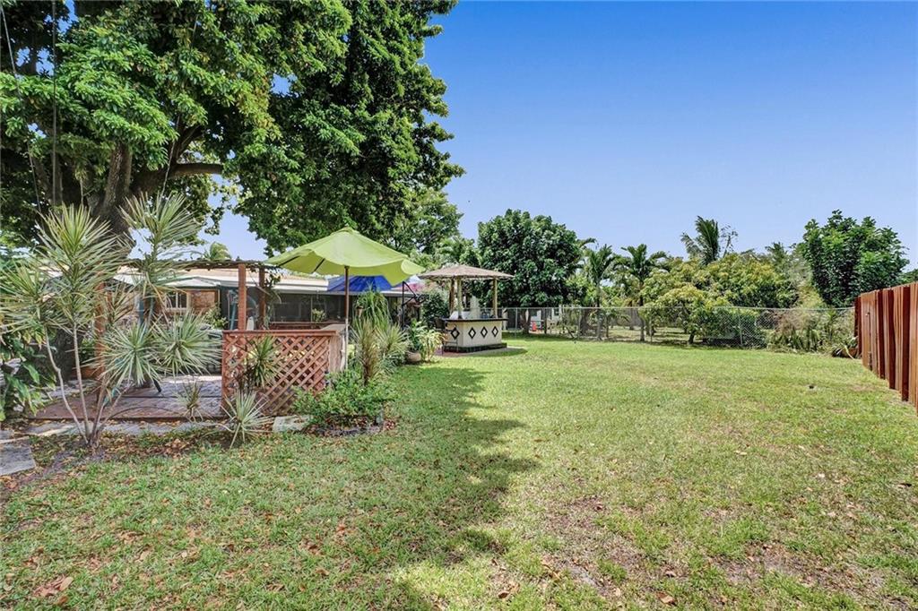 North Hollywood 4-1 B - Residential