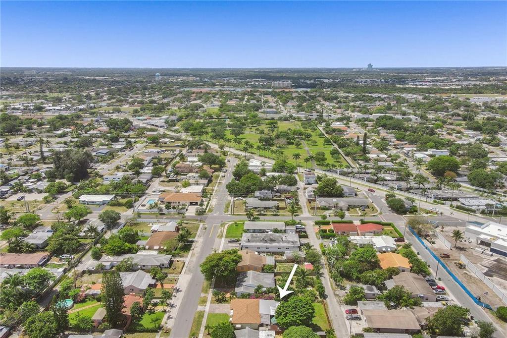 North Hollywood 4-1 B - Residential