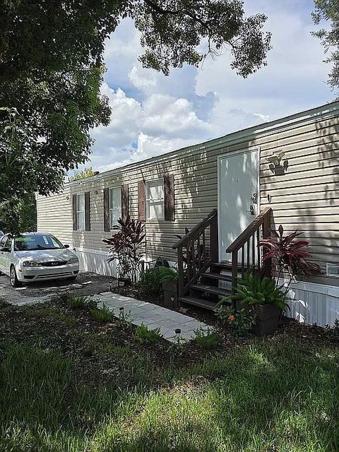 2441 W Roble Drive Kissimmee FL 34746