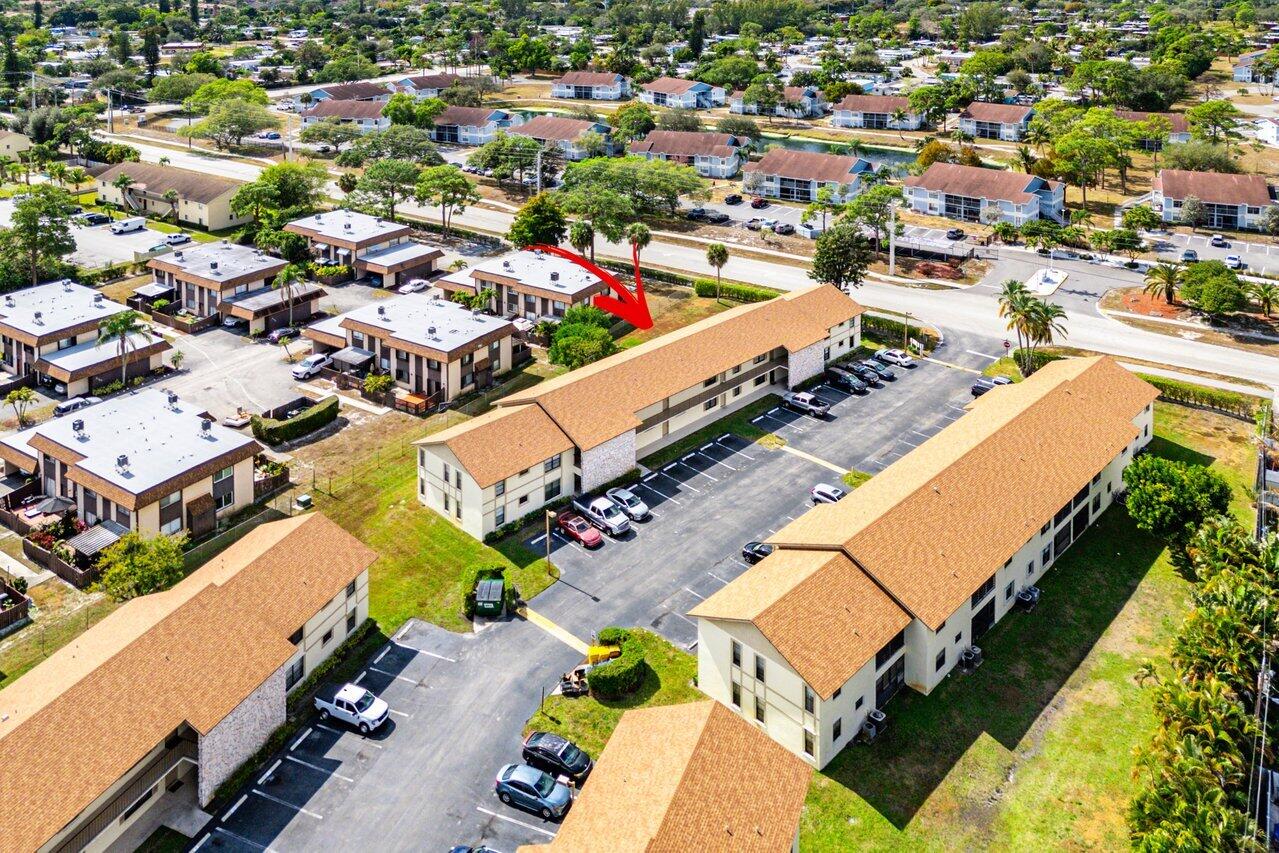 SHERWOOD VILLAGE CONDO - Residential