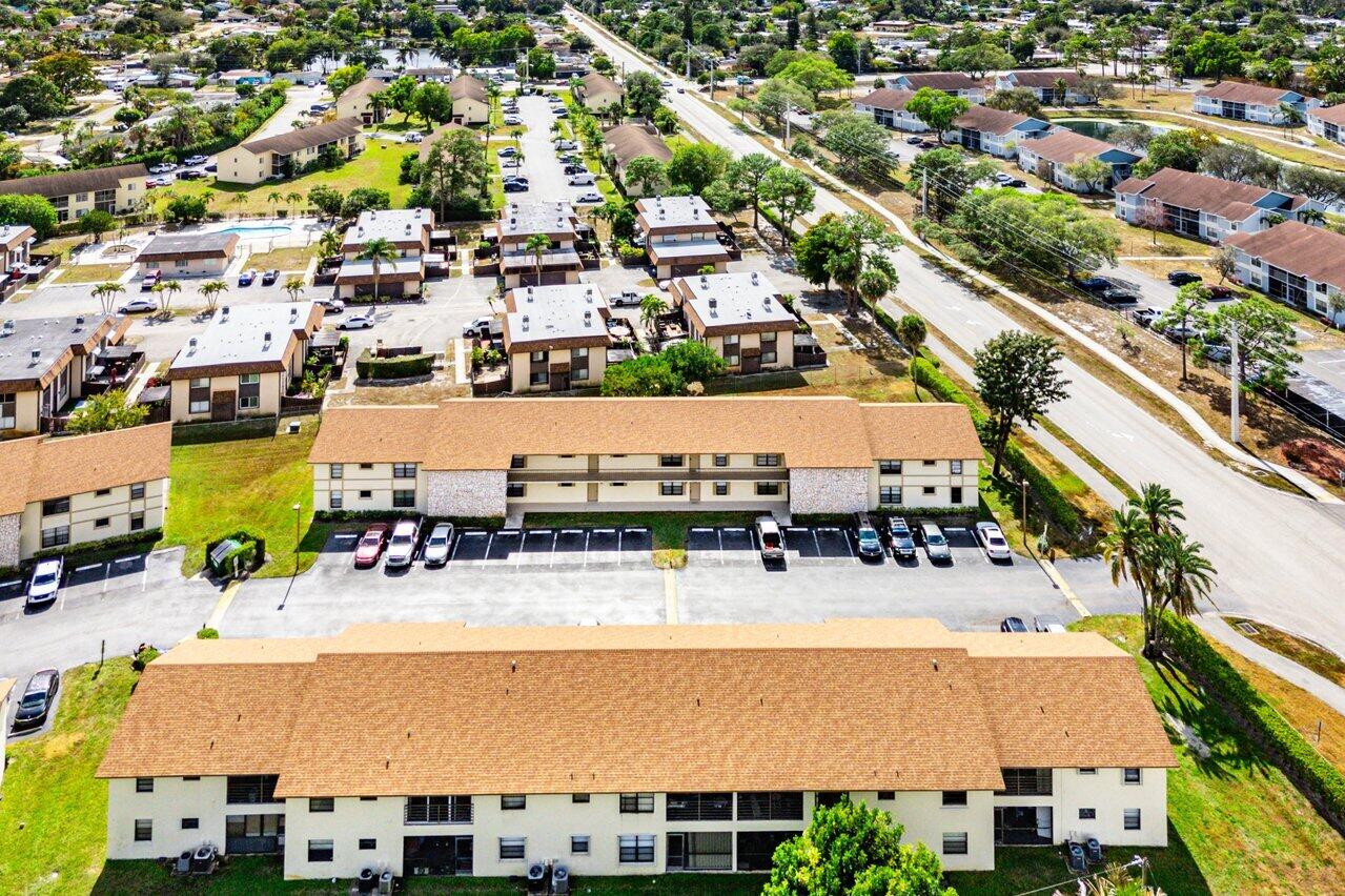 SHERWOOD VILLAGE CONDO - Residential