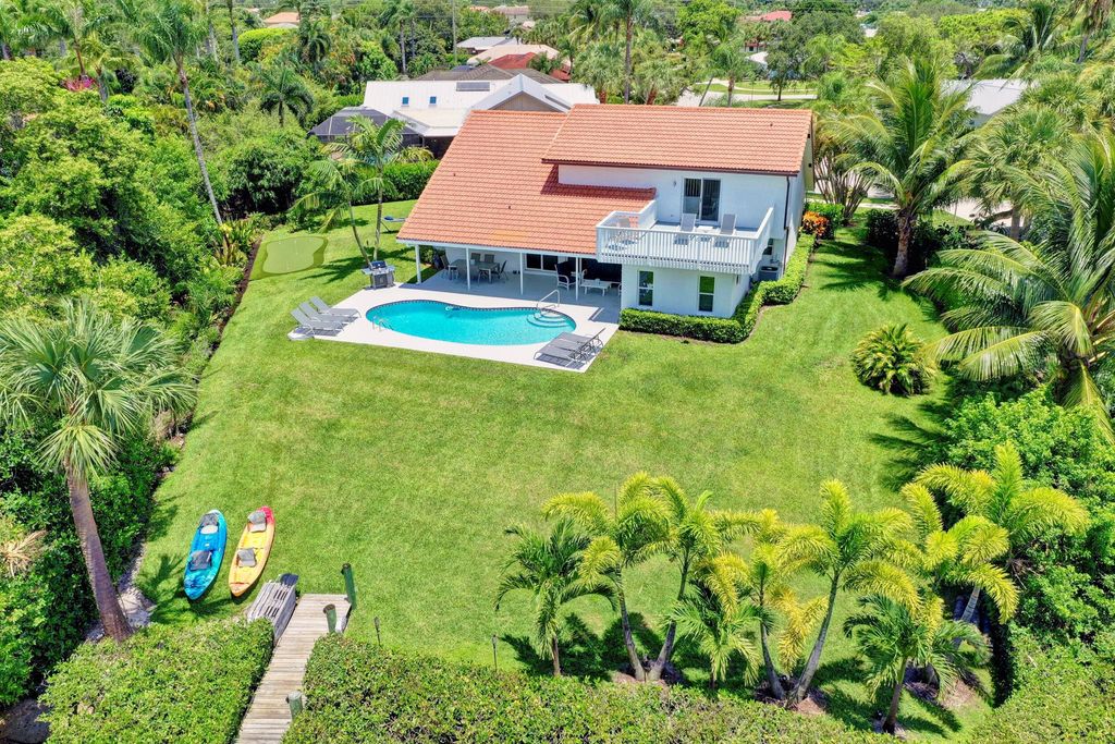 Photo of 141 Pine Hill Trail W, Tequesta, FL 33469 (MLS # R11104188)