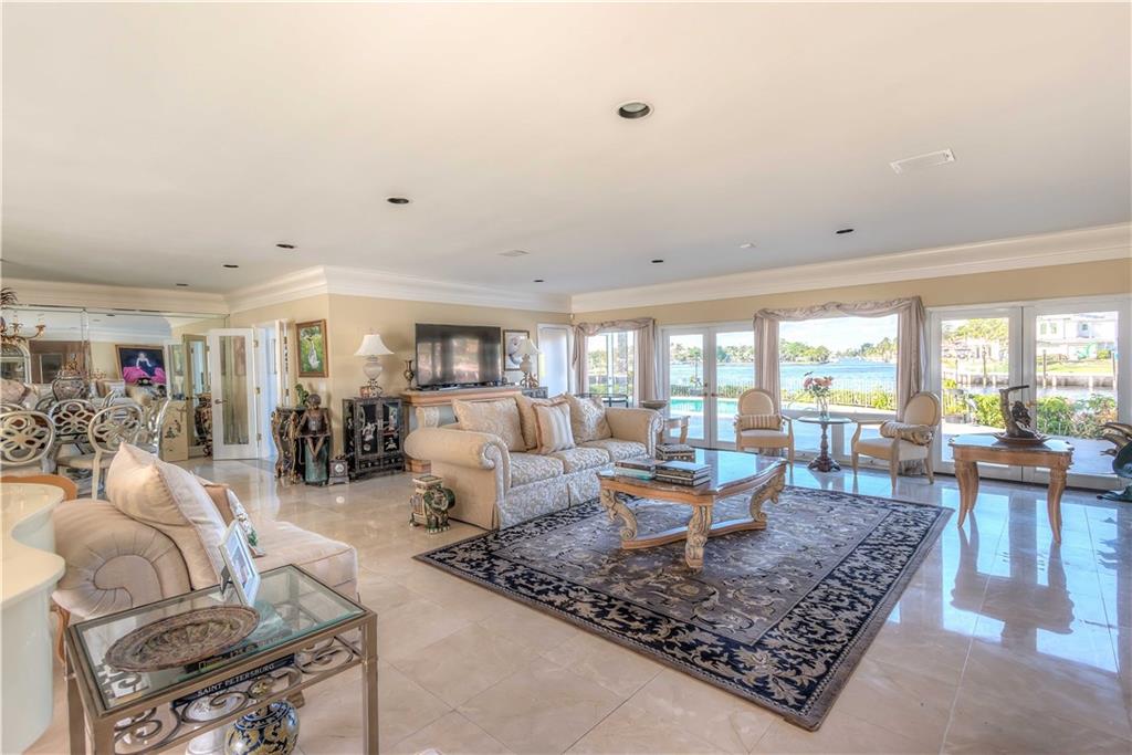 Isla Bahia 47-27 B - Residential