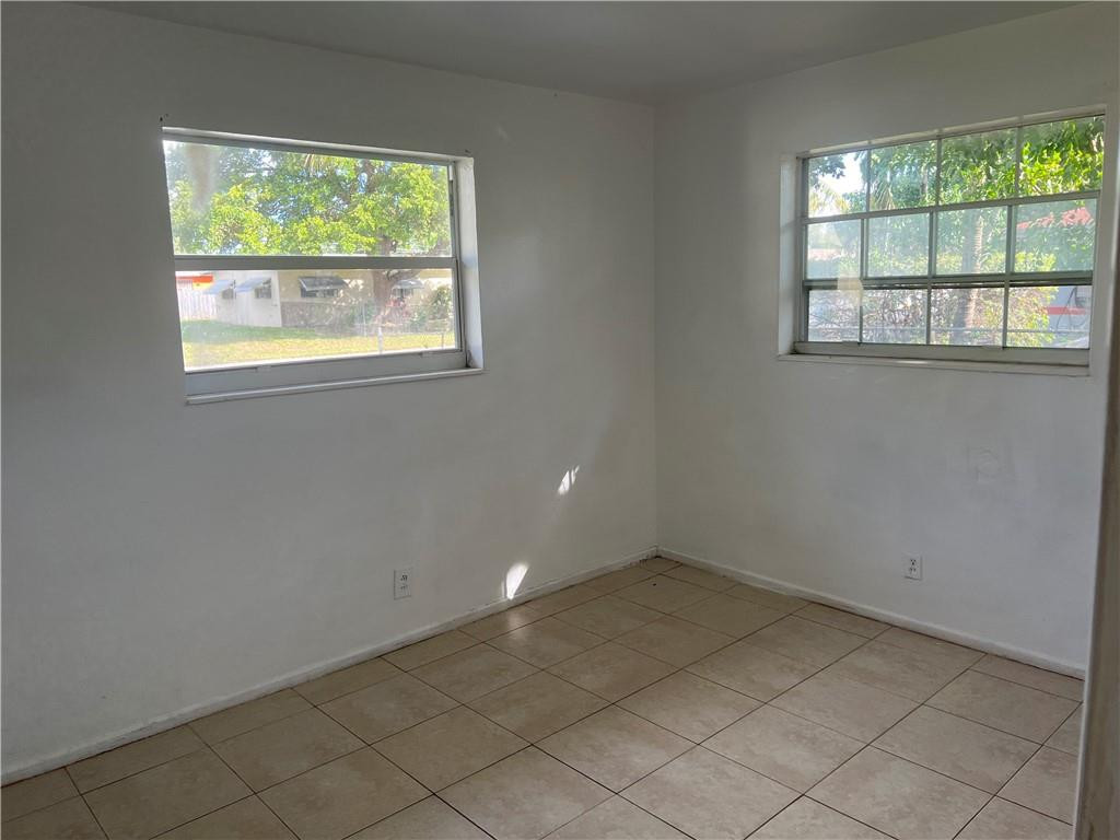 KENDALL GREEN SEC - Residential Lease