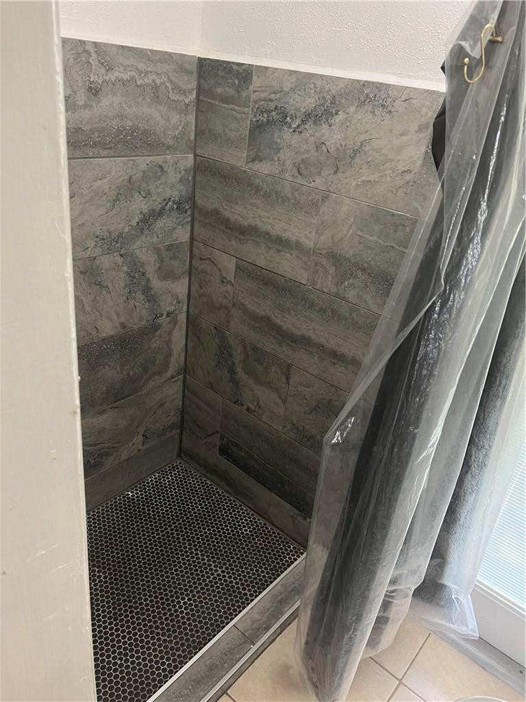 KENDALL GREEN SEC - Residential Lease