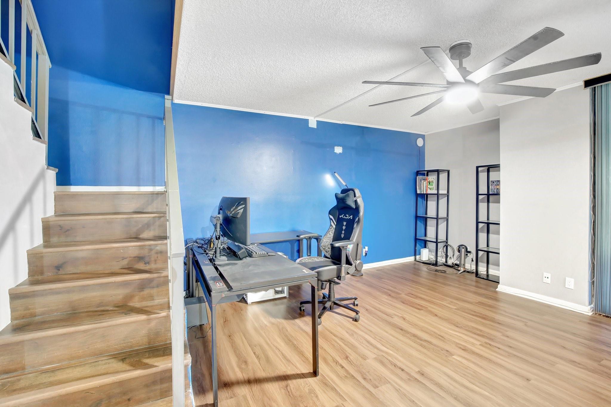 Lago West Condominiums - Residential