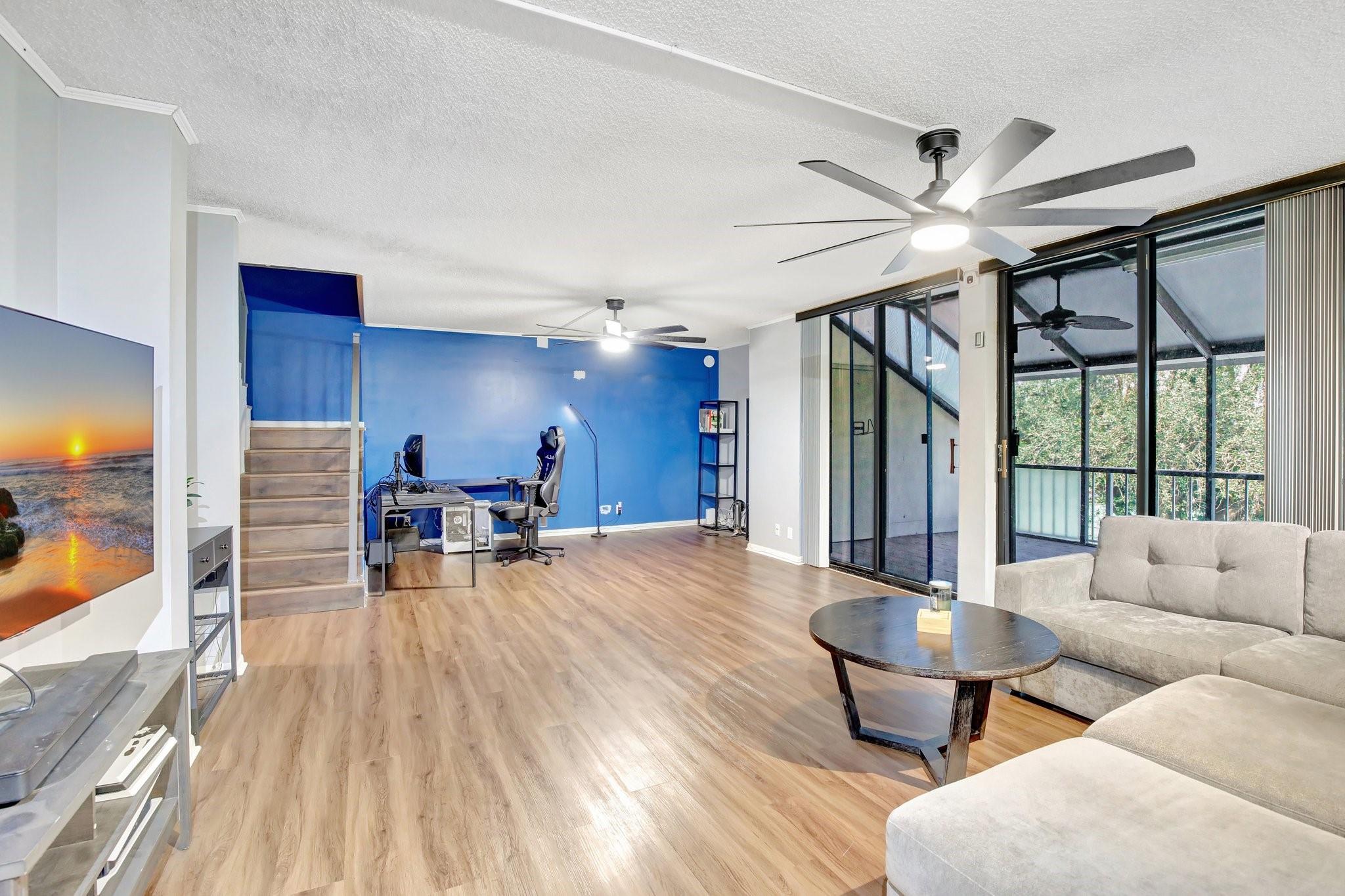 Lago West Condominiums - Residential