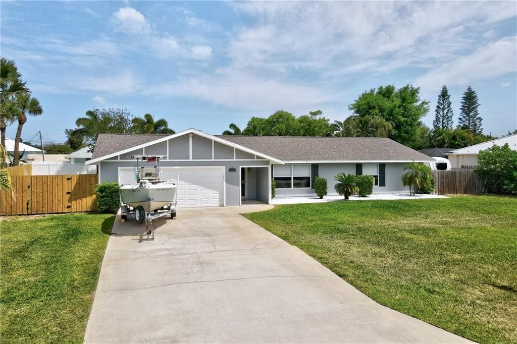 Photo of 14360 80th Avenue, Sebastian, FL 32958 (MLS # R11068808)