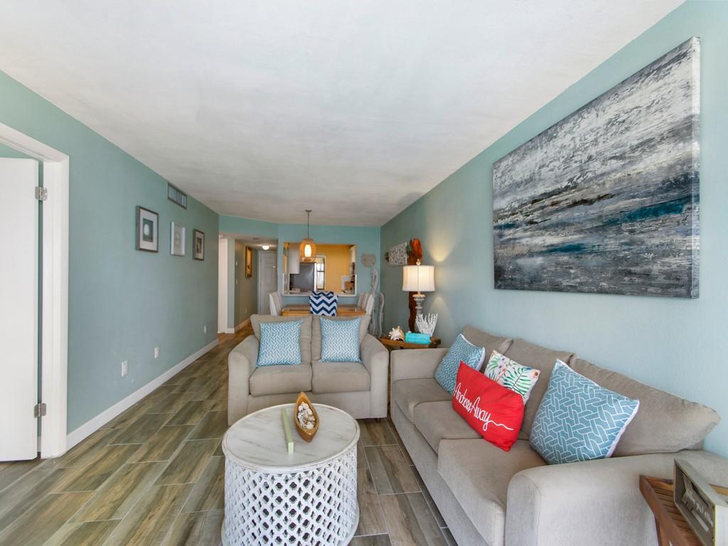 OCEAN HARBOUR SOUTH CONDOMINIUM - Residential