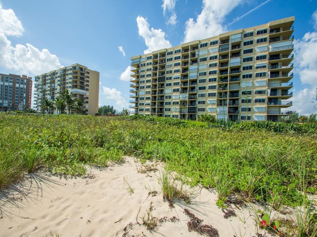 OCEAN HARBOUR SOUTH CONDOMINIUM - Residential