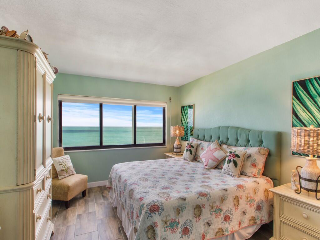 OCEAN HARBOUR SOUTH CONDOMINIUM - Residential