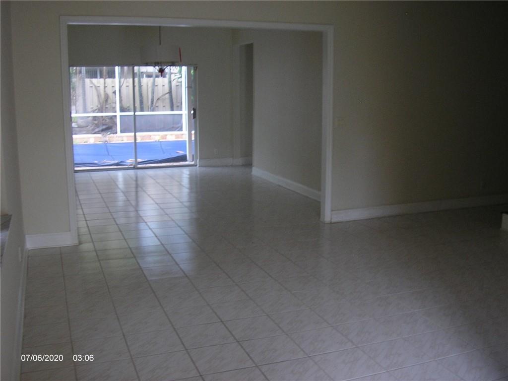 Hillsboro Country Club 02 - Residential