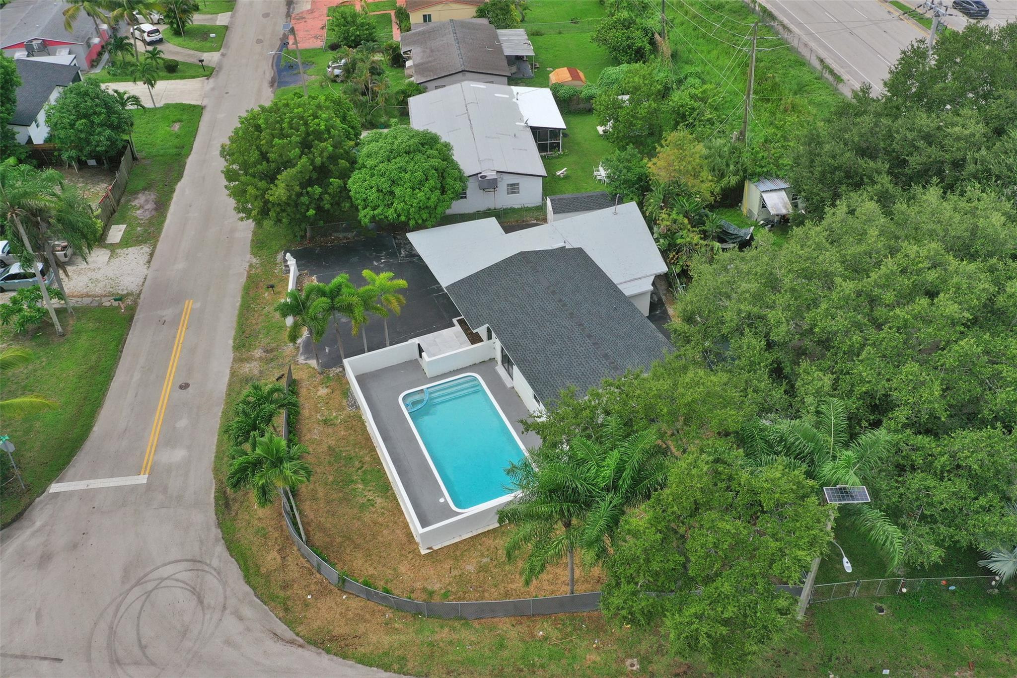4101 SW 48th Ct