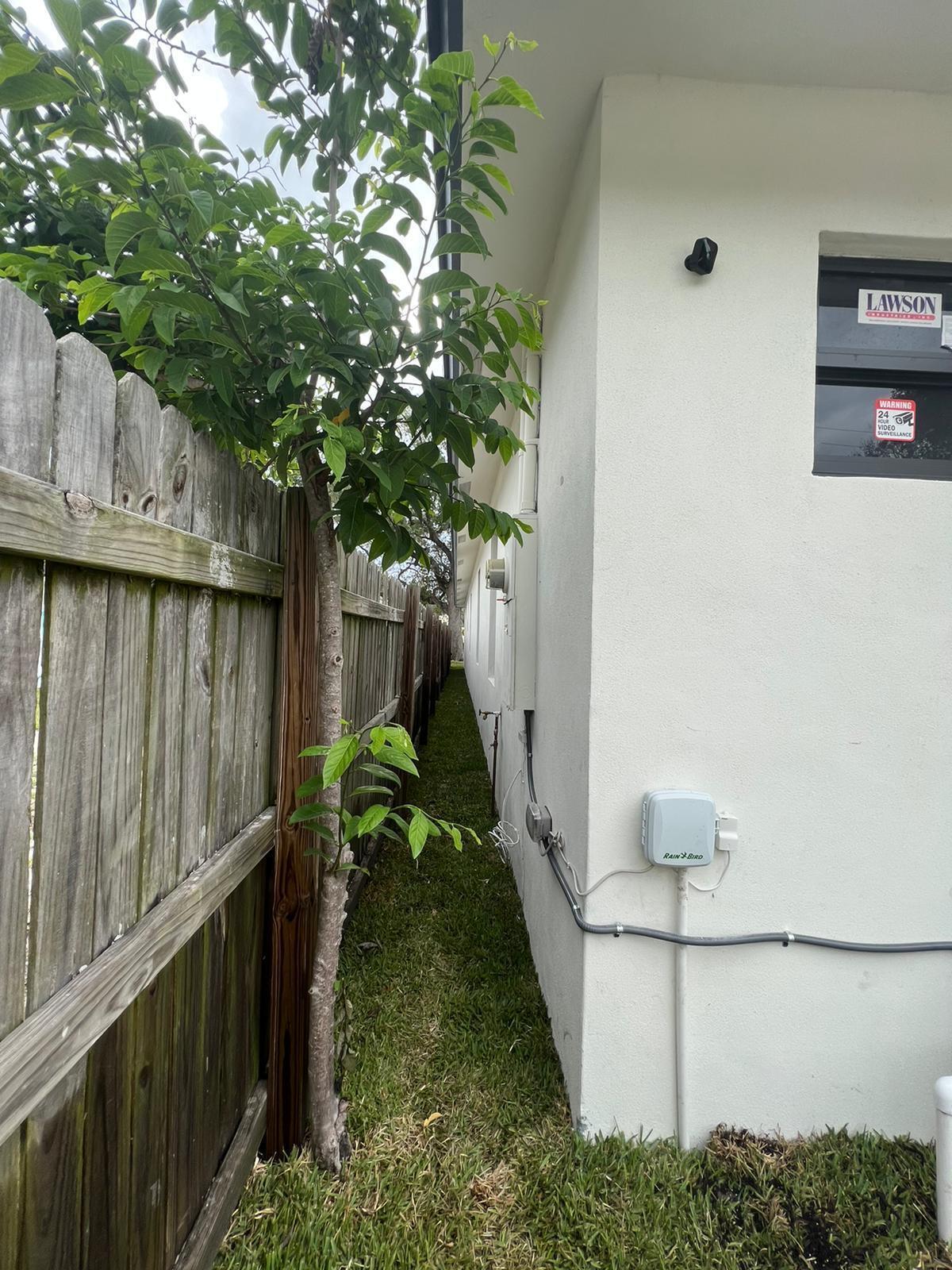 LAKE WORTH TOWN OF - Residential Lease