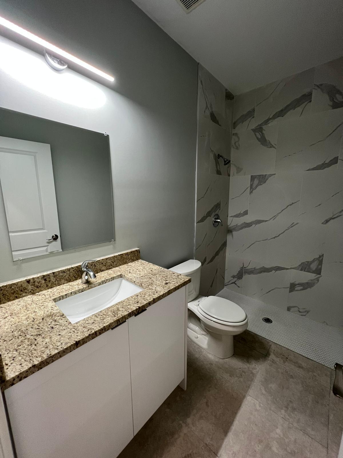 LAKE WORTH TOWN OF - Residential Lease