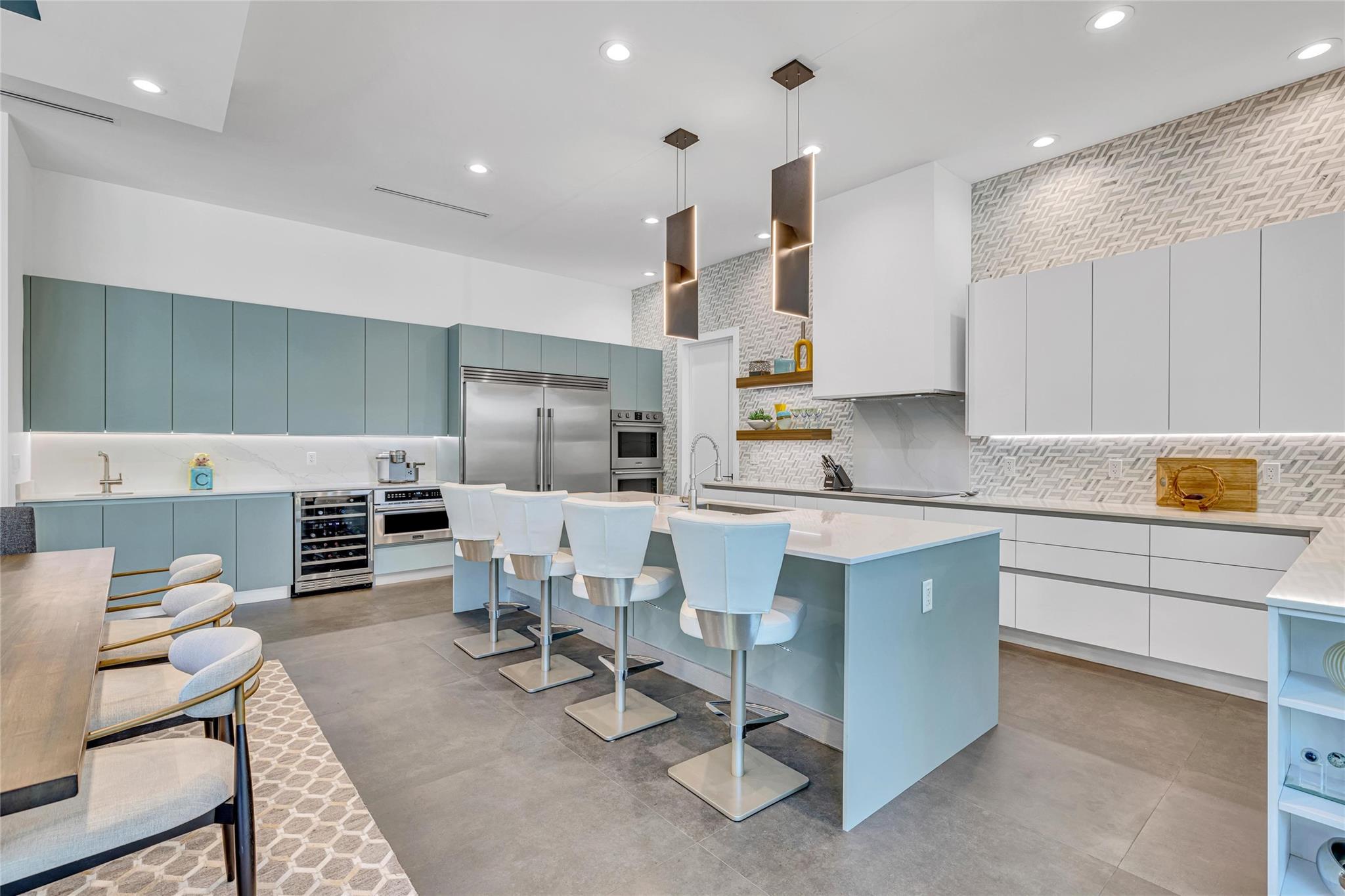 419 NE 22nd Street