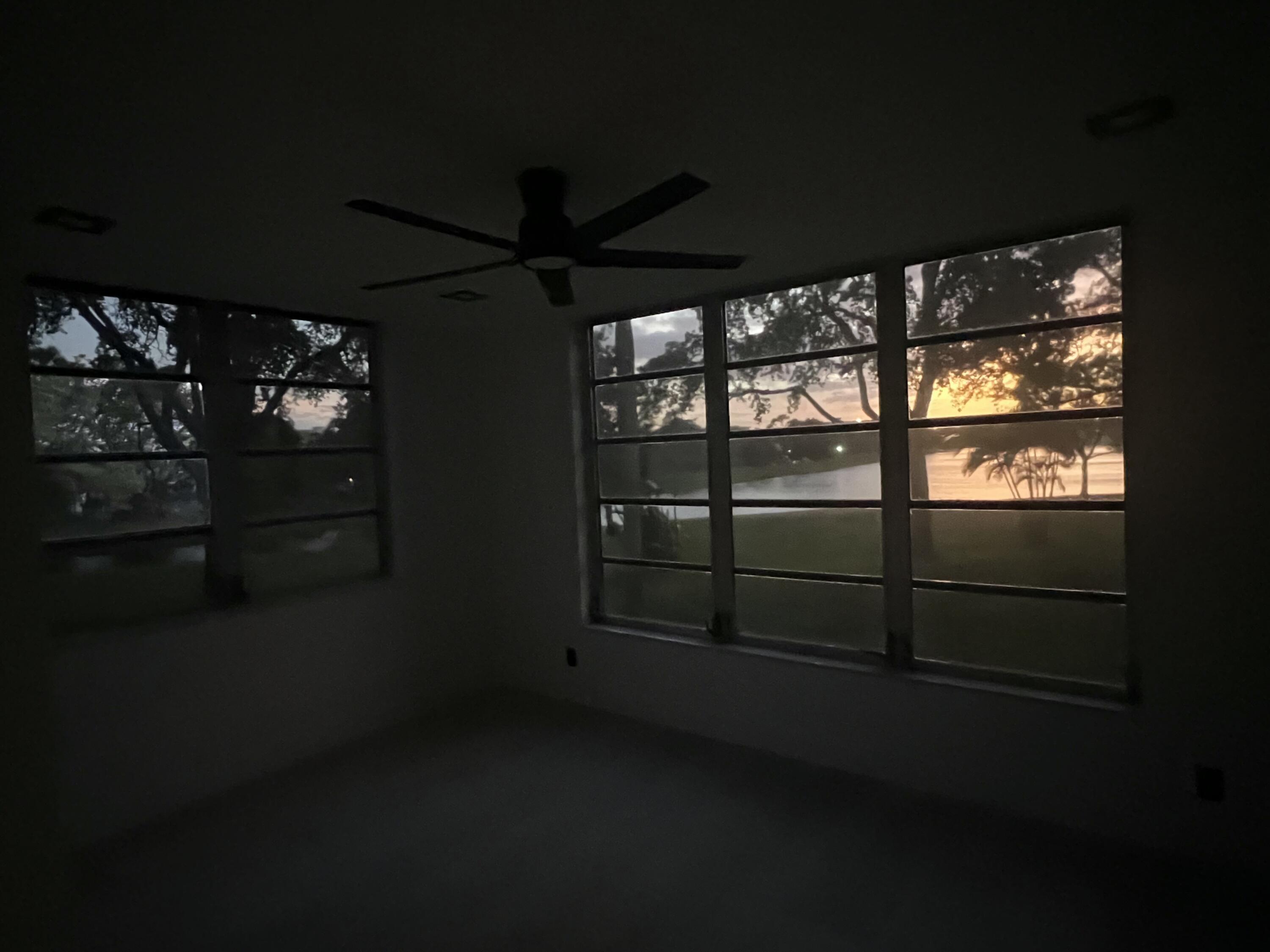 NO 38 PALM-AIRE COUNTRY C - Residential Lease