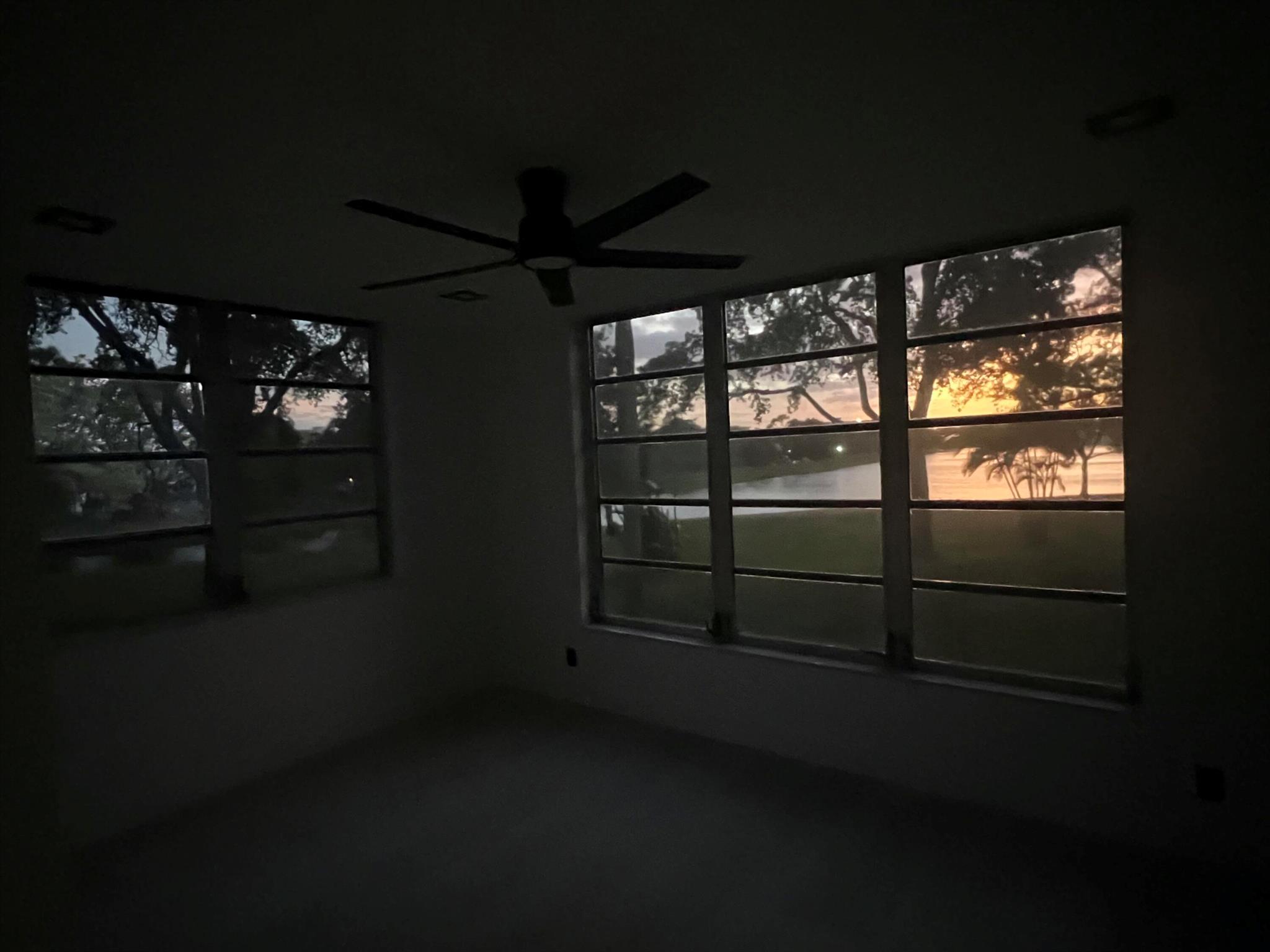 NO 38 PALM-AIRE COUNTRY C - Residential Lease