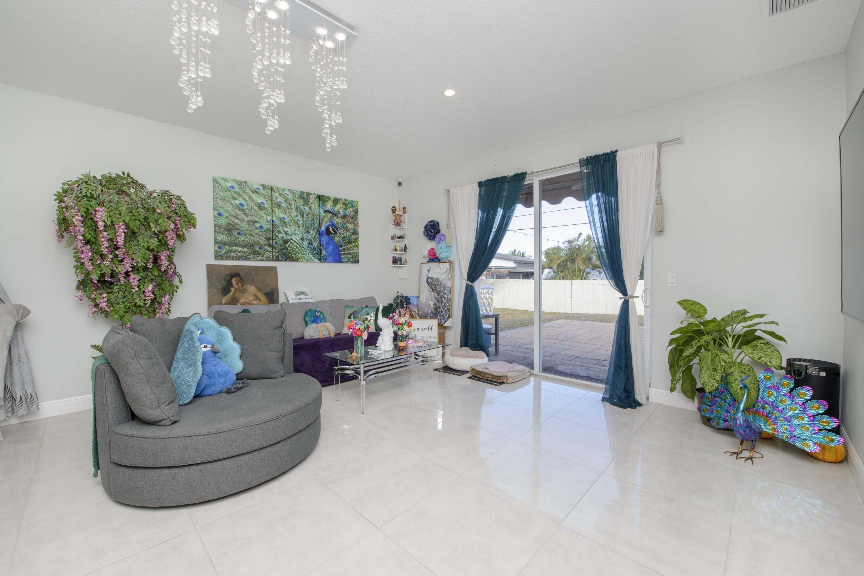 GREENACRES 2 - Residential