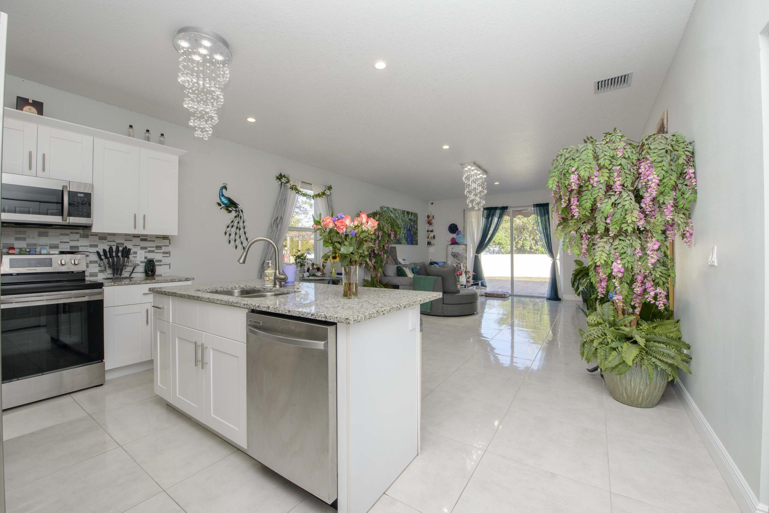 GREENACRES 2 - Residential