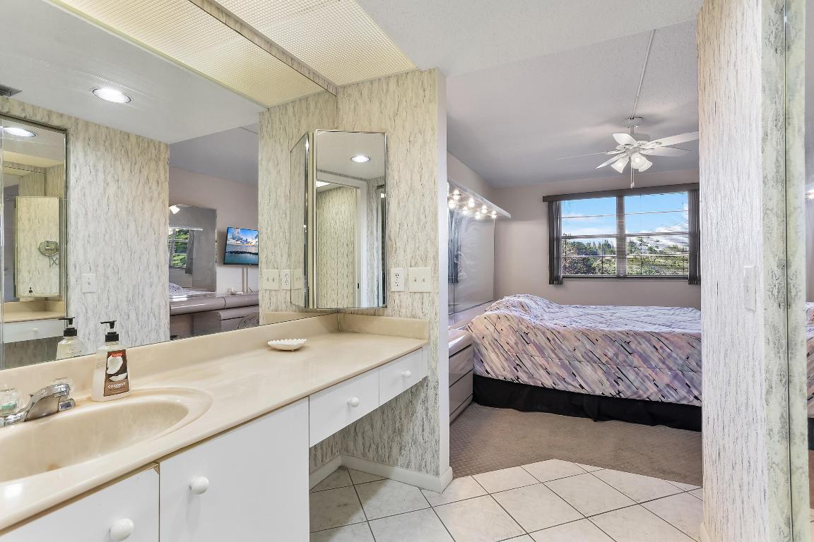 WYNMOOR VILLAGE - Residential