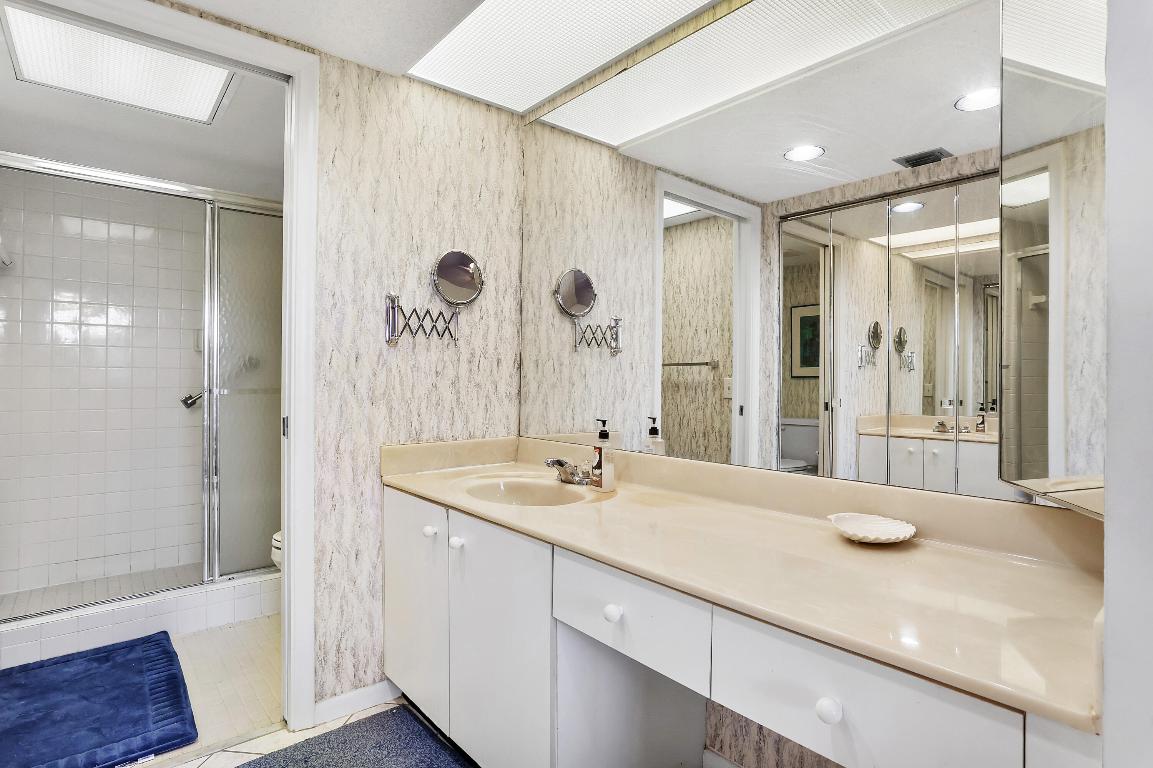 WYNMOOR VILLAGE - Residential