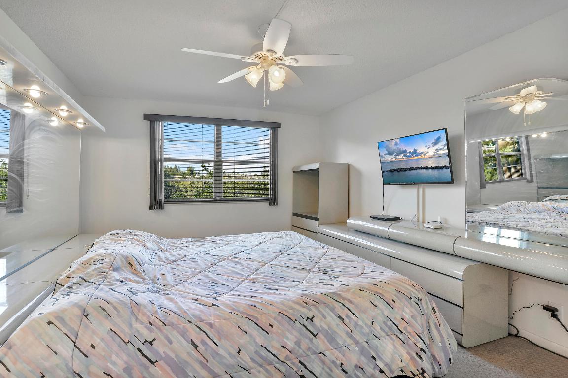 WYNMOOR VILLAGE - Residential