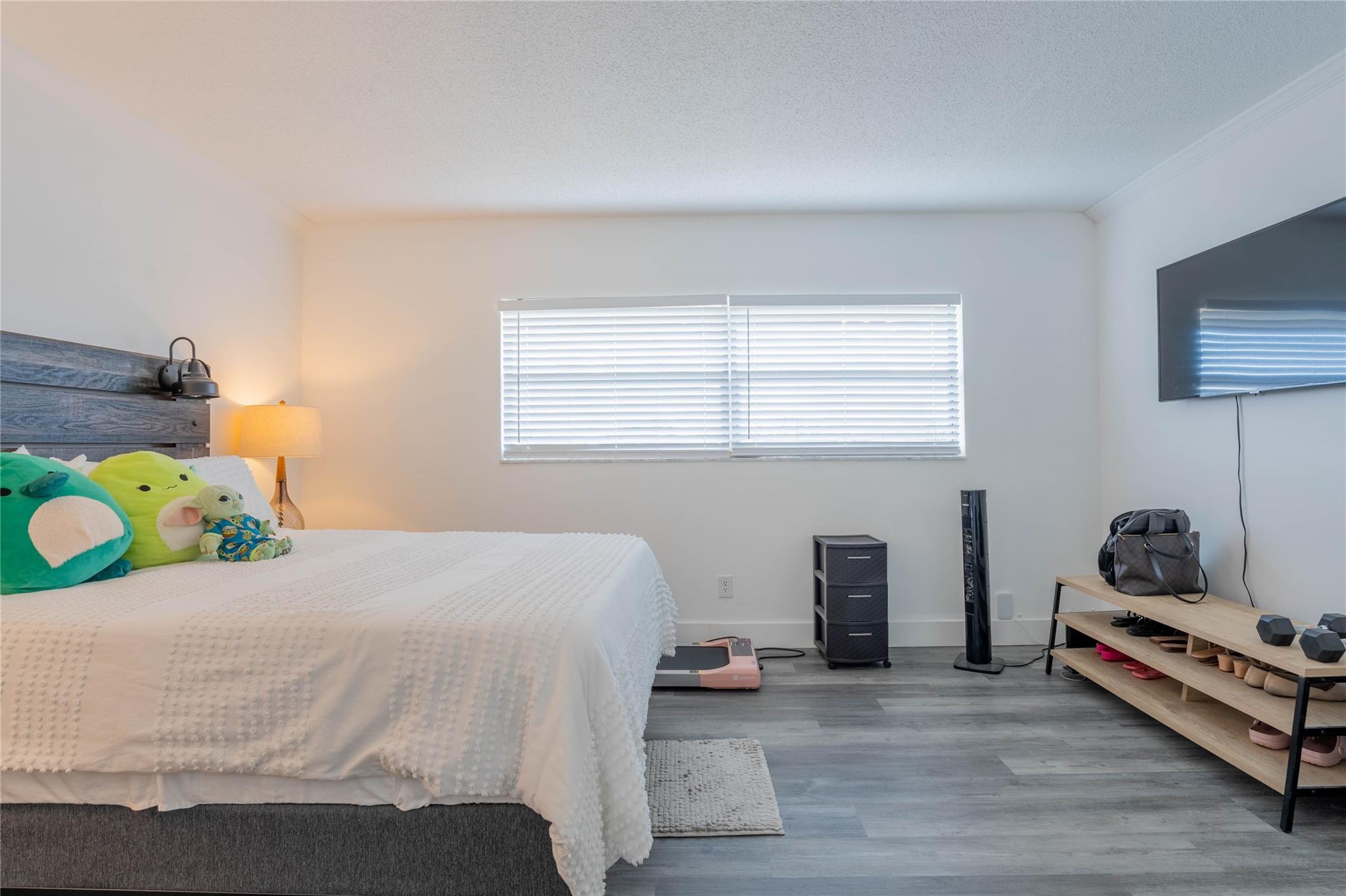 ORIOLE GOLF & TENNIS CLUB - Residential